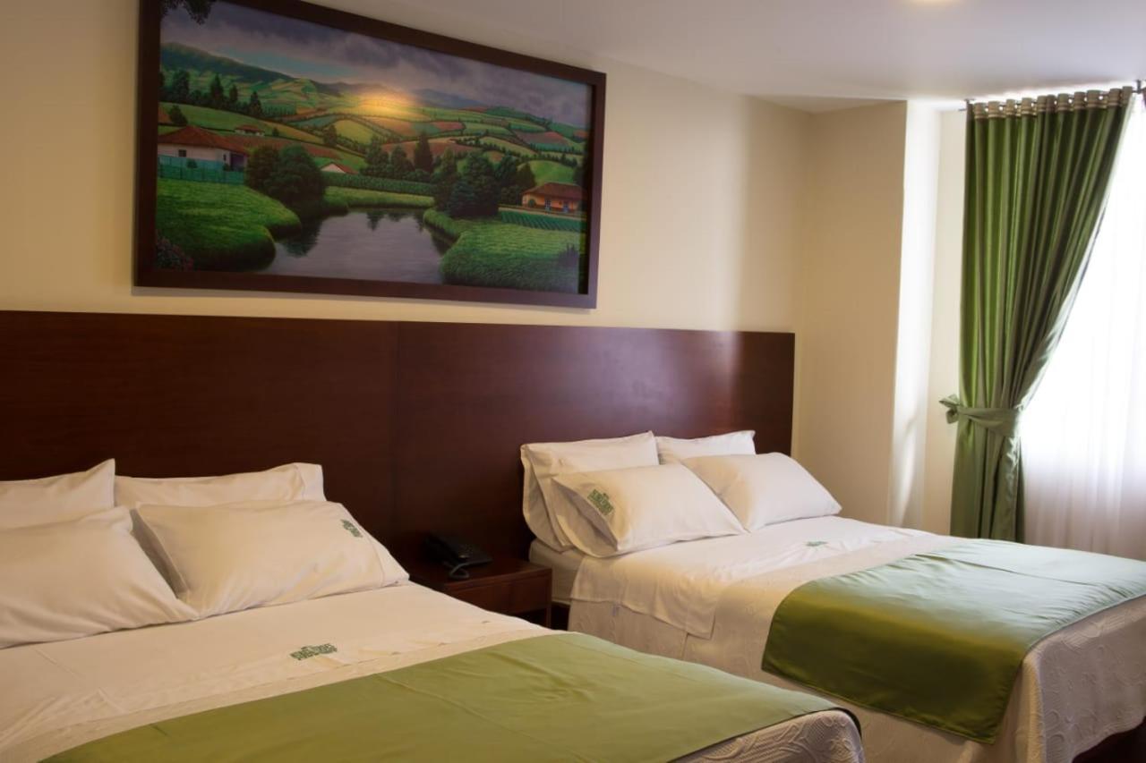 Hotel Nubes Verdes イピアレス エクステリア 写真